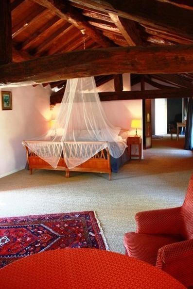 Chateau De Gargas Gaudies Room photo